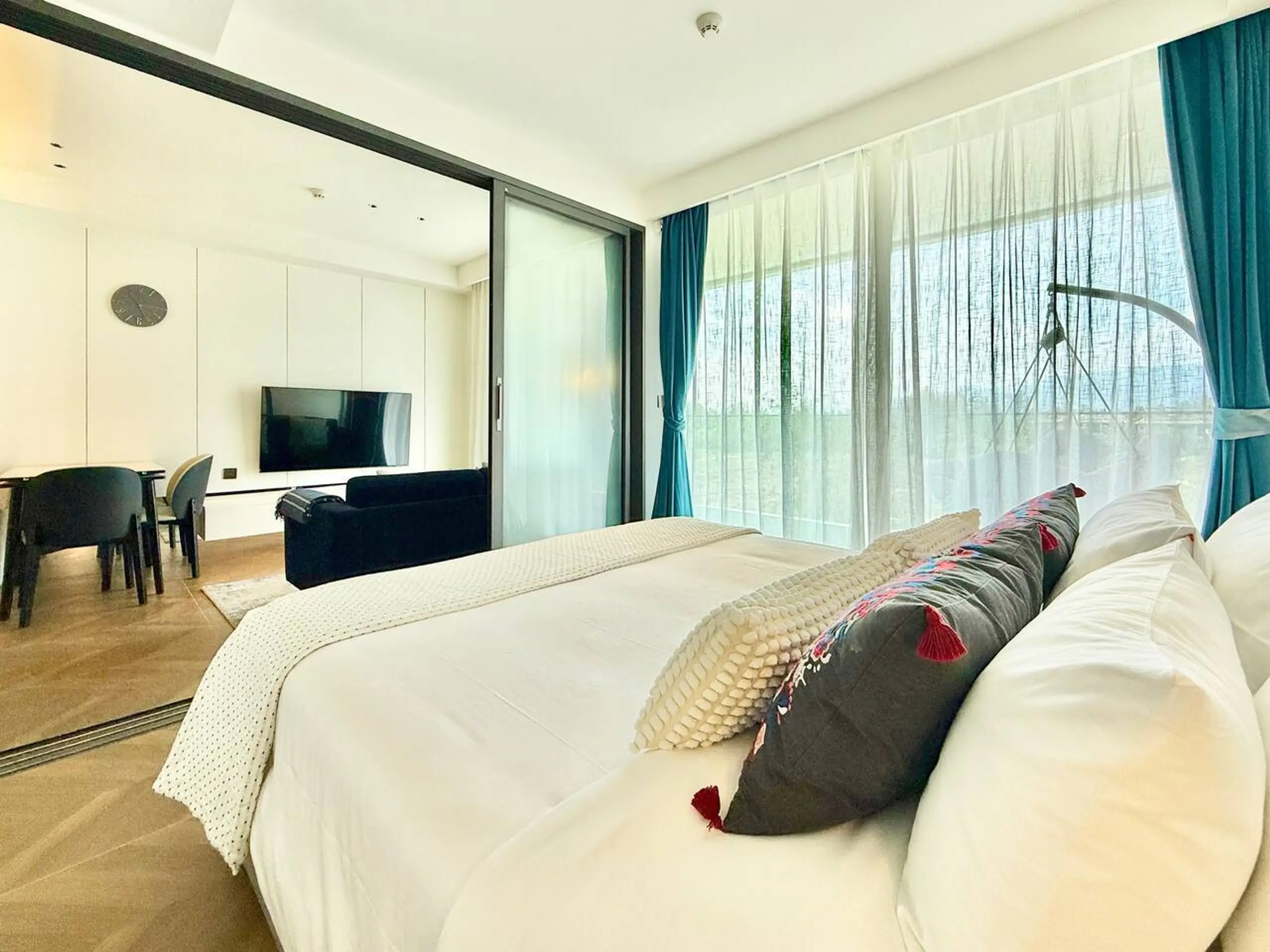 Sunshine Bangtao Cora rent